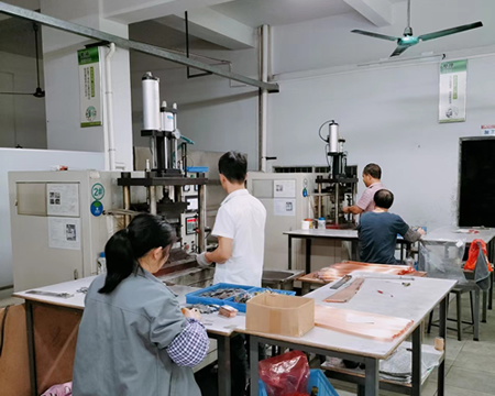 软铜排焊接车间