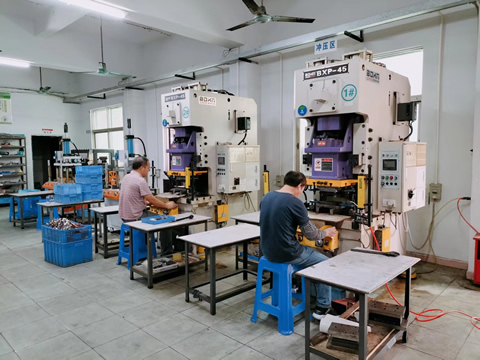 软铜排冲压车间