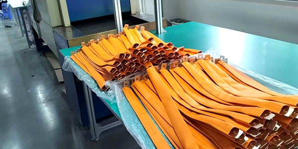 软铜排生产车间